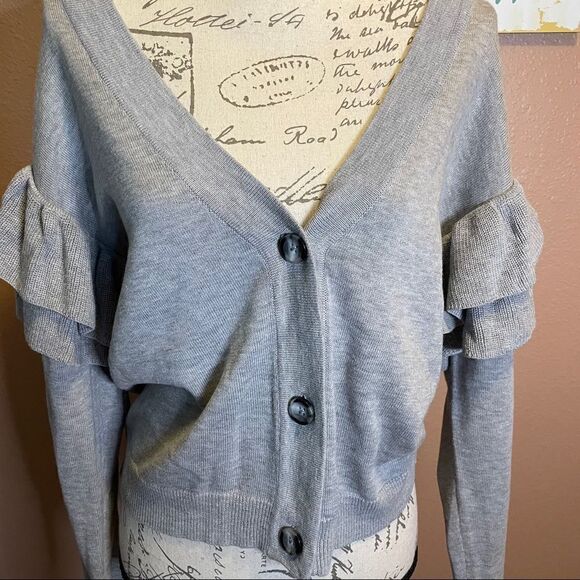 Planet Gold grey ruffle sweater - Picture 3 of 7